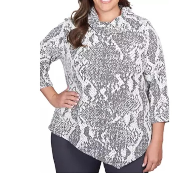 Ruby Rd Plus Size Chenille Snakeskin Jacquard Top size 1X (Q1) - Picture 8 of 8